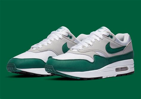 nike air max vision grijs groen|Green Air Max Shoes (15) .